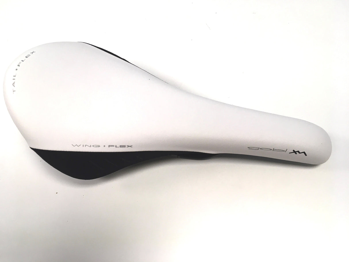 Sedlo Fizik Gobi XM, wht/blk, code: 7035SXC229888